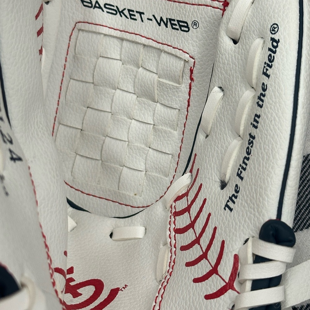 Rawlings White Red St. Louis Cardinals Kids Baseball Glove for a left Hander - Picture 9 of 10